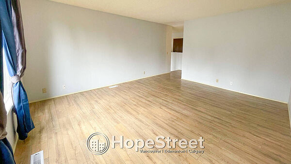 Calgary 3 bedrooms Duplex for rent. Property photo: 523310-3