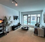 18+ 1B/1B Condo in DT Calgary Beltline