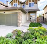 Fully-furnished 3-bedroom house in Springbank Hill (with AC)