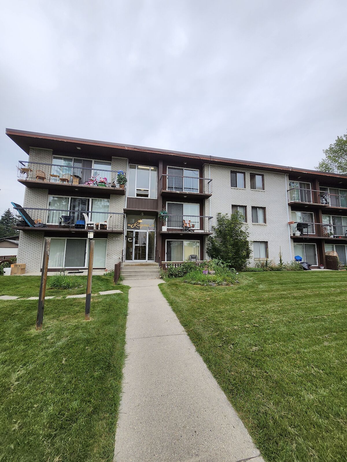 Calgary 1 bedroom Condo Unit for rent. Property photo: 524193-1