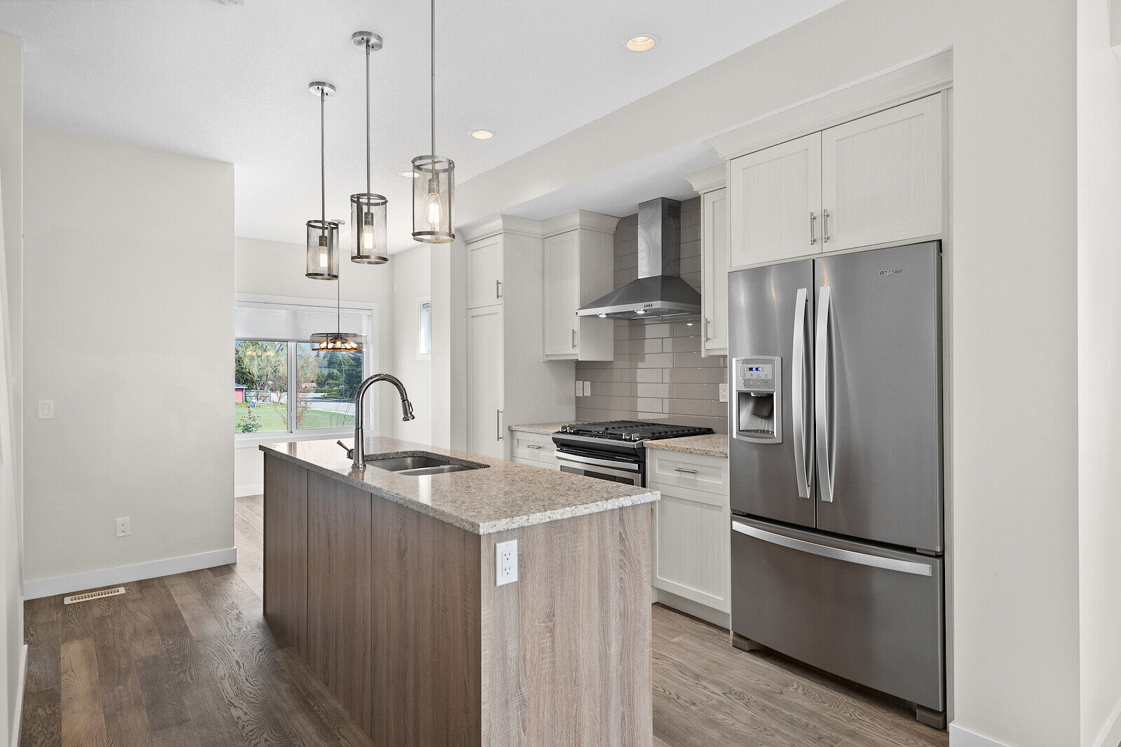 Calgary 3 bedrooms Townhouse for rent. Property photo: 524272-1