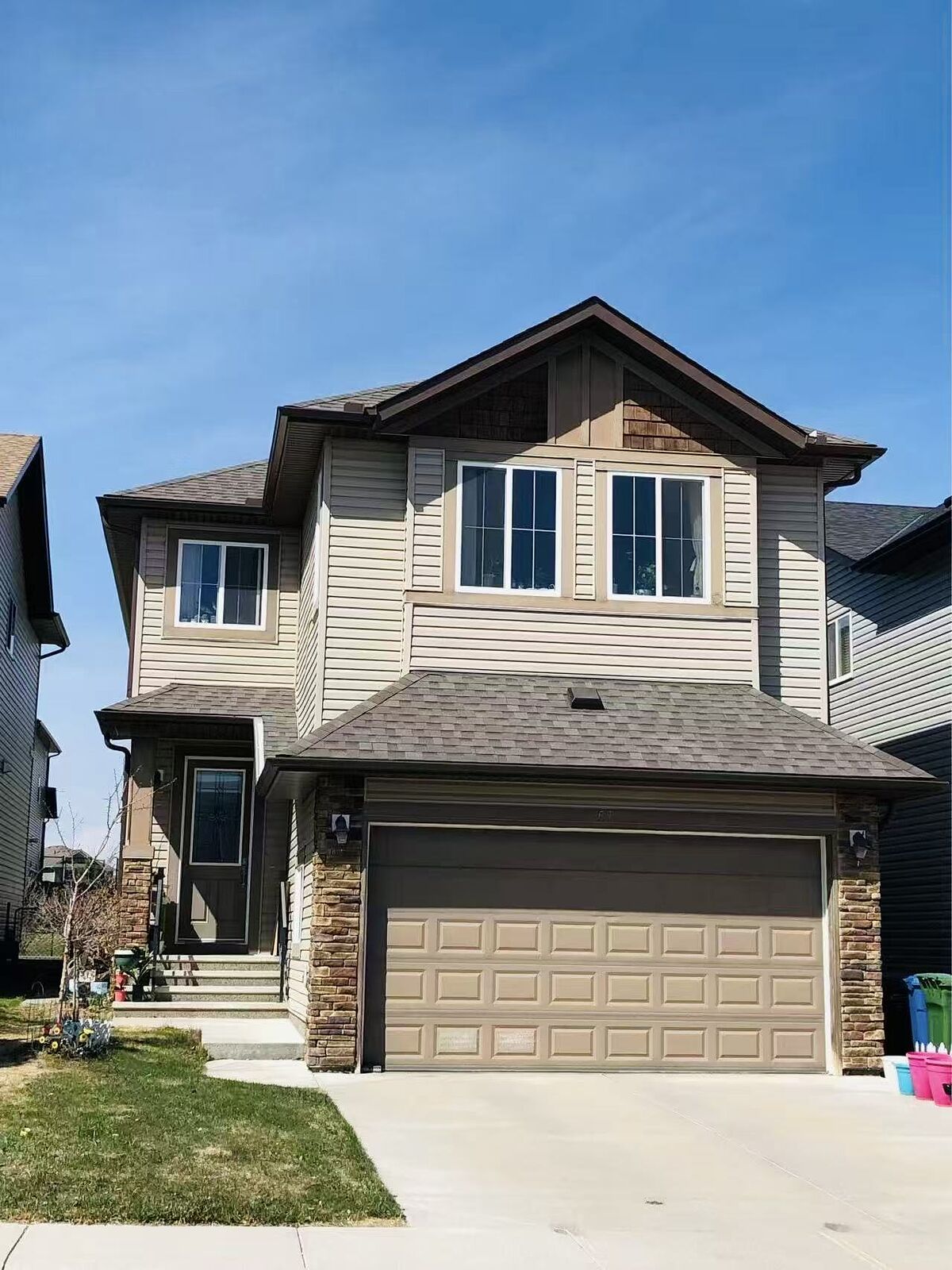 Calgary 4 + Den bedrooms House for rent. Property photo: 524316-1