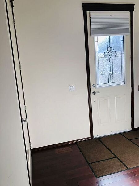 Calgary 4 + Den bedrooms House for rent. Property photo: 524316-2