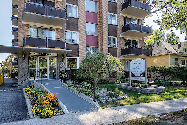 Sarnia 2 bedrooms Apartment for rent. Property photo: 524432-2