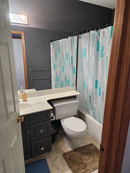 Calgary 1 bedroom Room For Rent for rent. Property photo: 524649-2