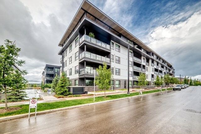 Calgary 2 bedrooms Condo Unit for rent. Property photo: 524921-1