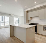 SHORT TERM LEASE Spacious 2 Bedroom Condo in the Capella Building & University District! 2 Parking Stalls! (CP168)