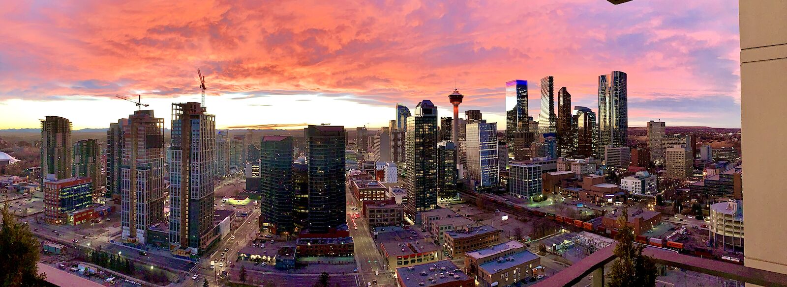 Calgary 1 bedroom Condo Unit for rent. Property photo: 525144-1