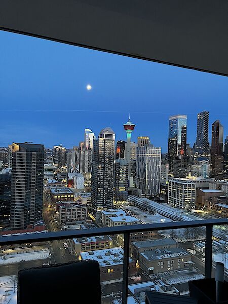 Calgary 1 bedroom Condo Unit for rent. Property photo: 525144-2