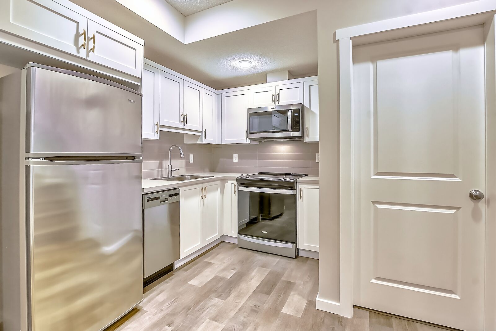 Calgary 1 bedroom Basement for rent. Property photo: 525358-1