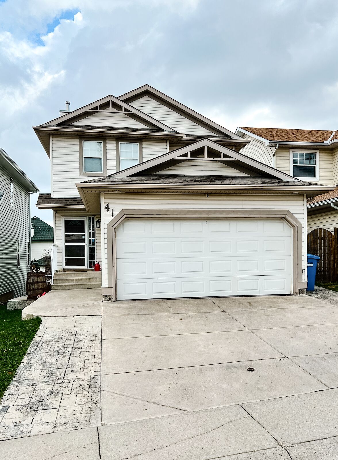 Calgary 3 bedrooms House for rent. Property photo: 526295-1