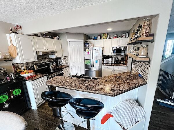 Calgary 3 bedrooms House for rent. Property photo: 526295-3