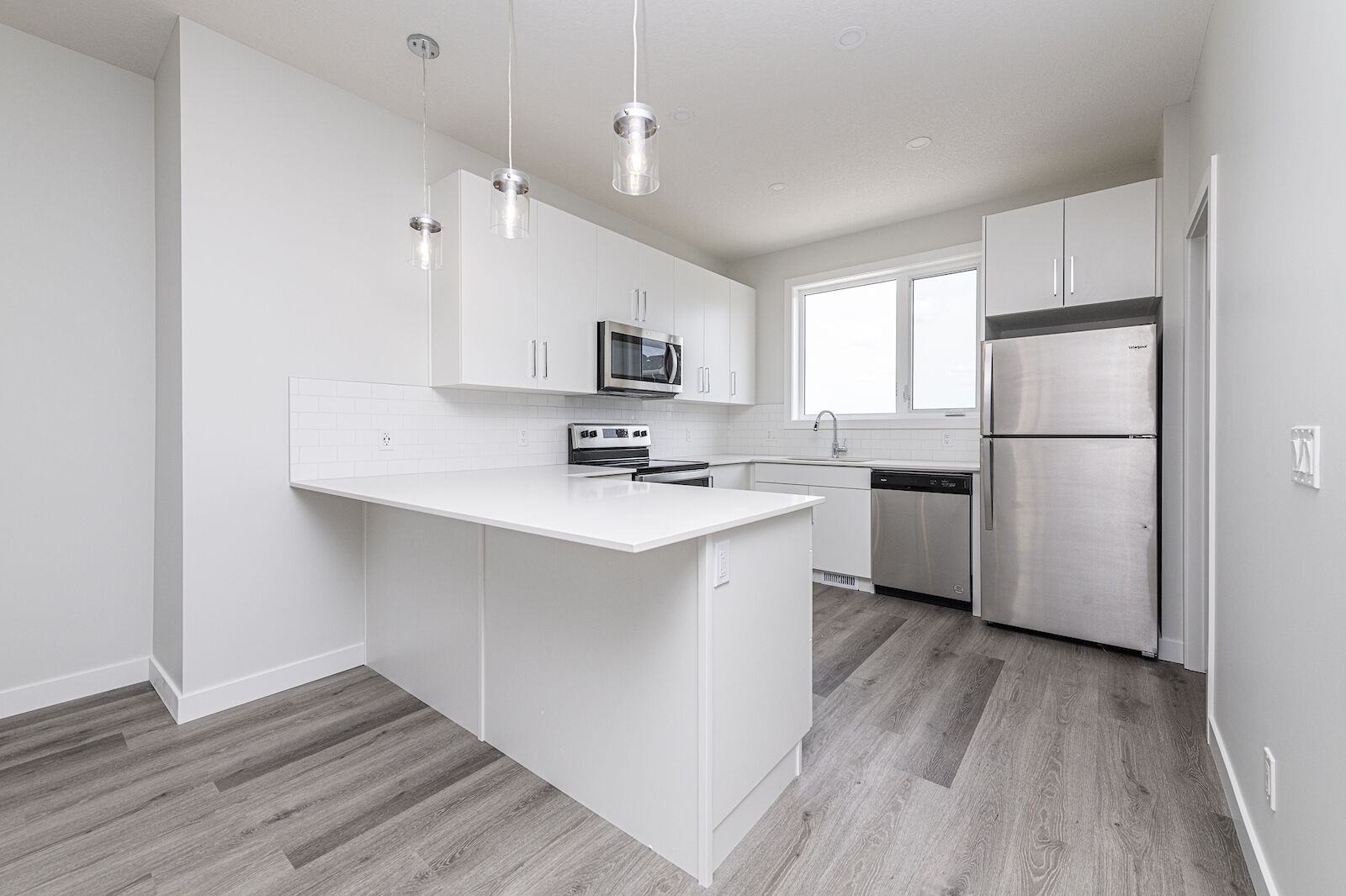 Calgary 3 bedrooms Townhouse for rent. Property photo: 526421-1