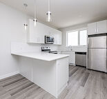 Bright Modern 3 bedroom Townhome