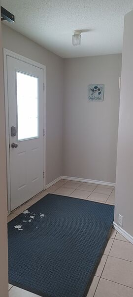 Calgary 3 bedrooms Duplex for rent. Property photo: 526626-3