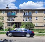 Welcome to the 2 bedroom condo in the Marda loop area
