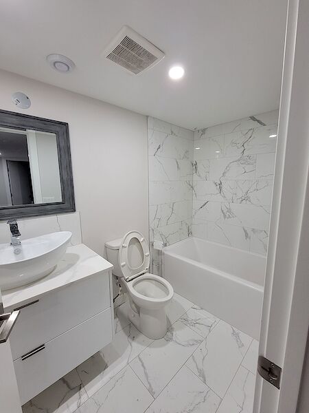 Calgary 2 + Den bedrooms Basement for rent. Property photo: 526987-3