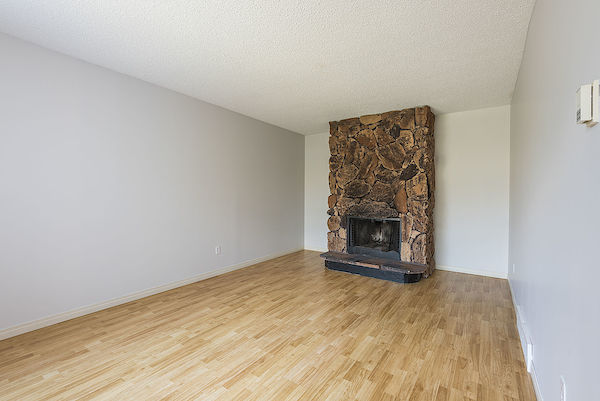 Calgary 2 bedrooms Townhouse for rent. Property photo: 5273-3