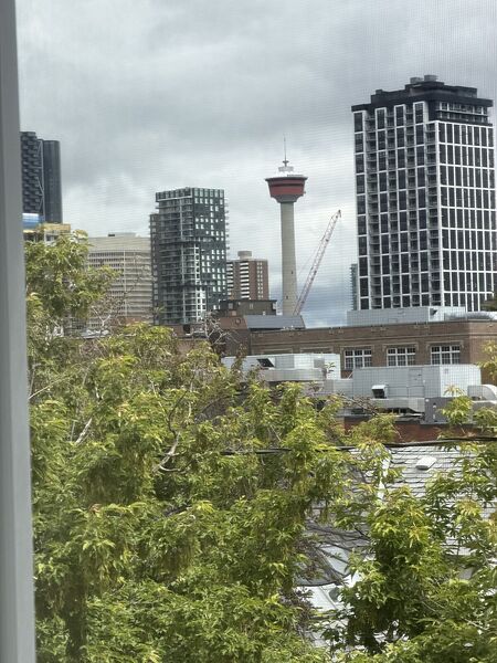 Calgary 2 bedrooms Condo Unit for rent. Property photo: 527326-3
