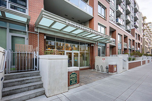 Calgary 1 + Den bedrooms Condo Unit for rent. Property photo: 527379-2