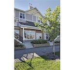 Beautiful & Bright 2-Bed Unit Townhome in West Springs