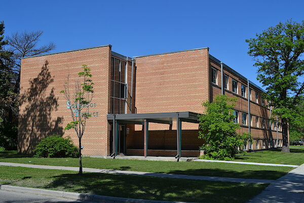 290 Maxwell renovated suites available in Winnipeg, Manitoba