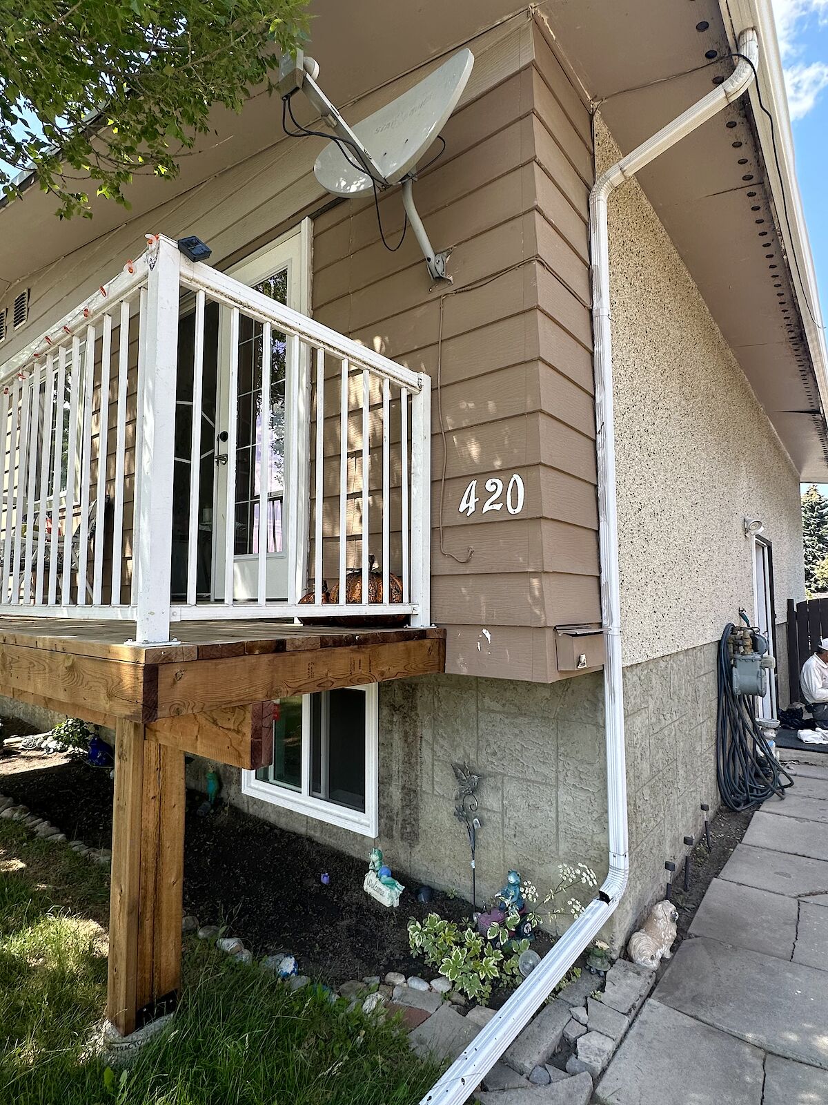 Calgary 1 bedroom Room For Rent for rent. Property photo: 528101-1