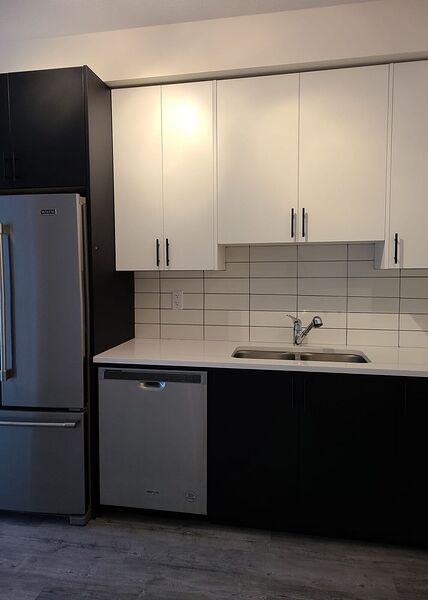 Calgary 2 bedrooms Condo Unit for rent. Property photo: 528381-3