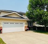 Two guest rooms for rent  in Hawkwood Community