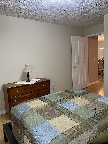 Calgary 1 bedroom Room For Rent for rent. Property photo: 528651-3