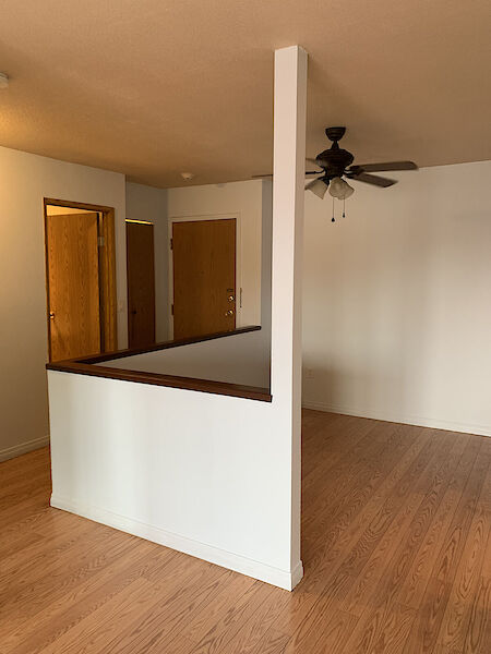 Calgary 1 bedroom Condo Unit for rent. Property photo: 528873-2