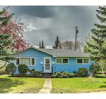CHARMING BUNGALOW | UPDATED | QUIET STREET | FANTASTIC LOCATION