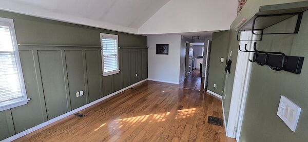 Calgary 2 bedrooms House for rent. Property photo: 529344-2