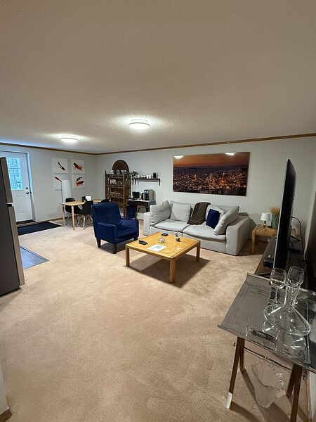 Calgary 1 bedroom Basement for rent. Property photo: 529509-2