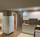 Full 1 Bedroom Basement With Separate Entrance