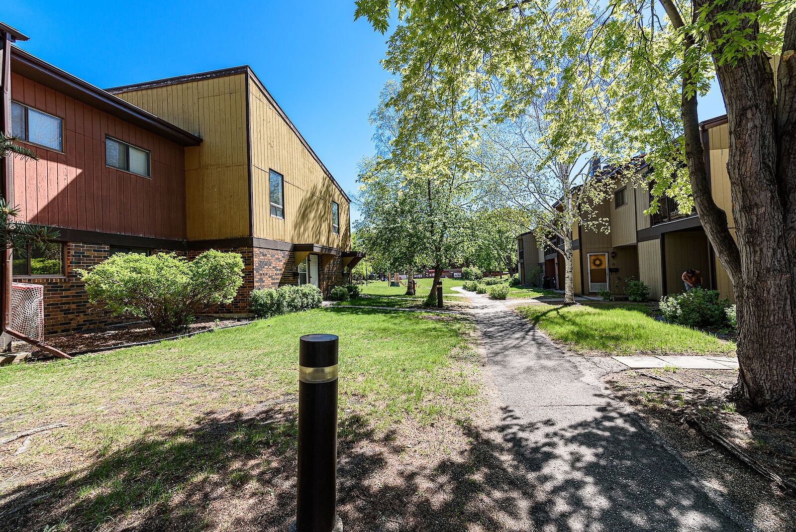 Winnipeg Townhouse For Rent | Booth | Moray Village Phase III (The | ID ...