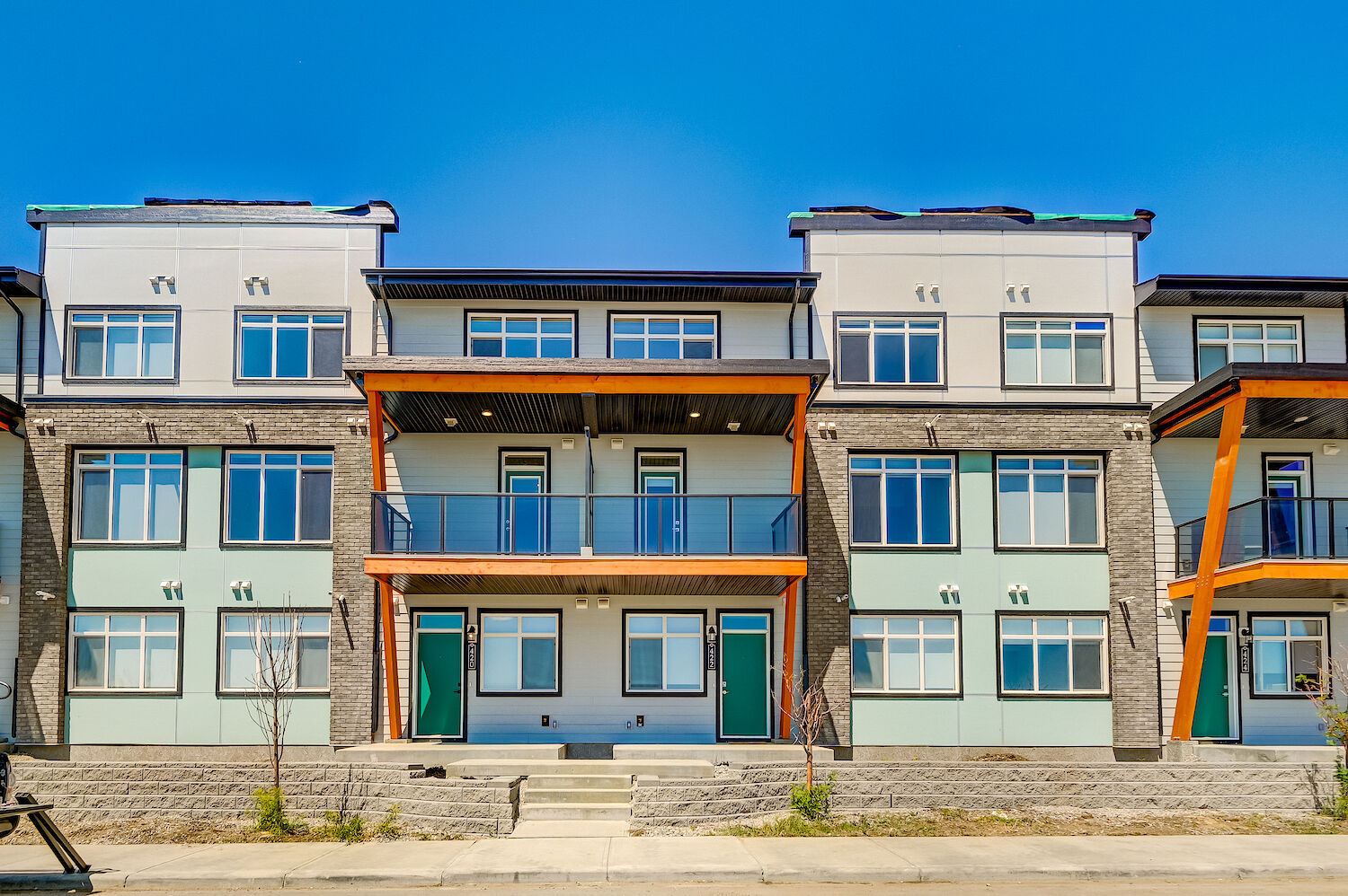 Calgary 2 bedrooms Townhouse for rent. Property photo: 530747-1