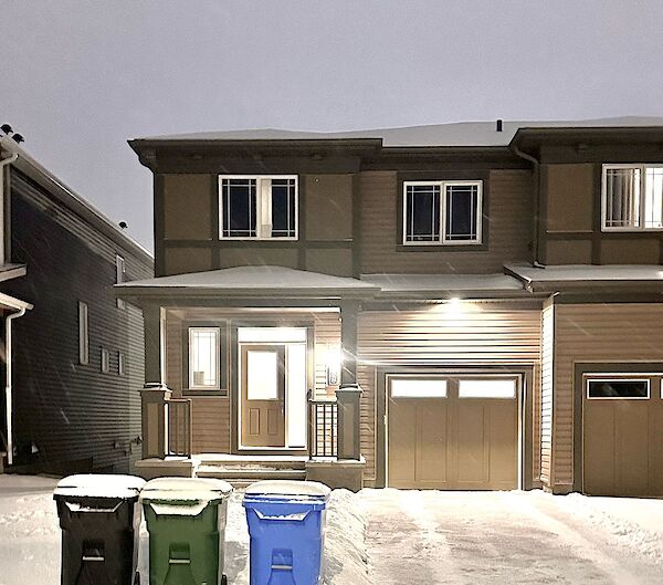 Calgary 3 bedrooms Townhouse for rent. Property photo: 530821-2