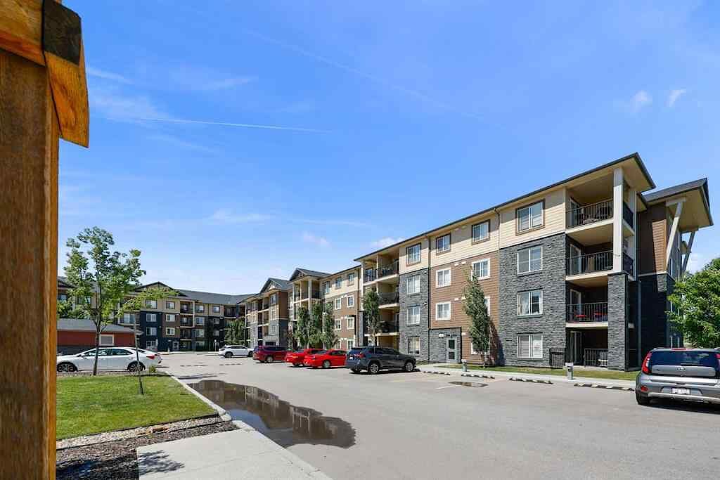 Calgary 2 bedrooms Condo Unit for rent. Property photo: 531108-1