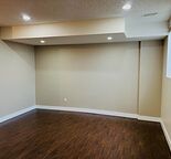 1 room in 2 Bed suite near #2 #38 #20 Bus