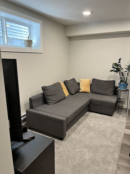 Calgary 1 bedroom Basement for rent. Property photo: 531906-2