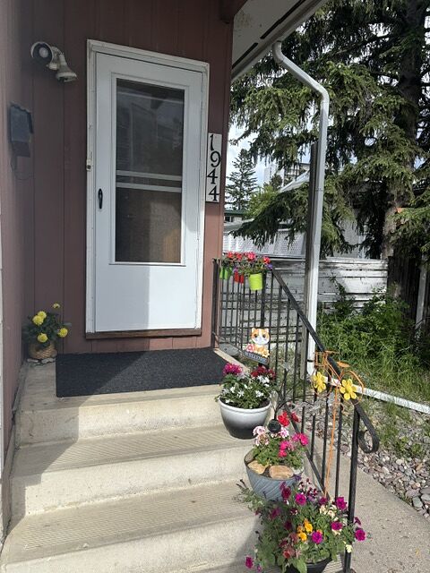 Calgary 1 bedroom Room For Rent for rent. Property photo: 532053-1