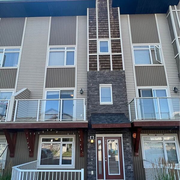 Calgary 3 bedrooms Townhouse for rent. Property photo: 532189-2