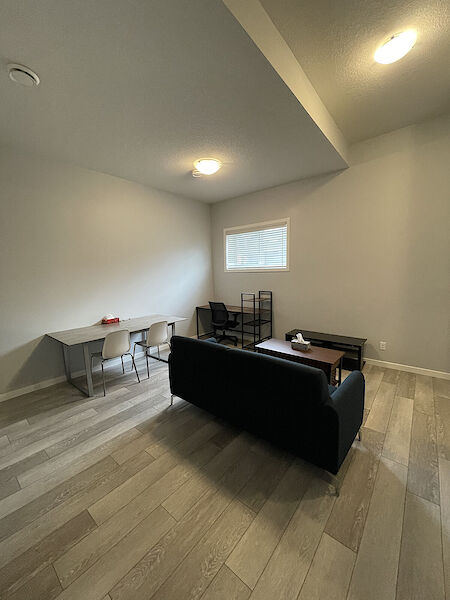 Calgary 1 bedroom Basement for rent. Property photo: 532504-2