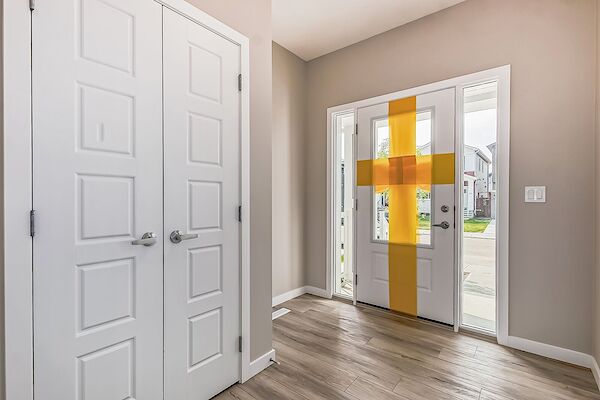 Calgary 3 + Den bedrooms Main Floor for rent. Property photo: 532875-2