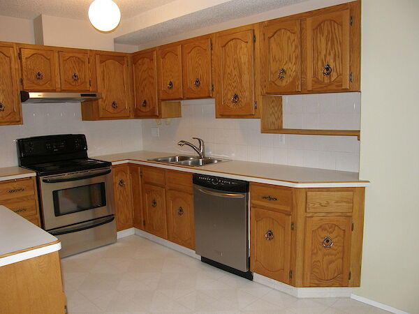Calgary 2 + Den bedrooms Townhouse for rent. Property photo: 533570-3