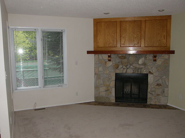Calgary 2 + Den bedrooms Townhouse for rent. Property photo: 533570-2