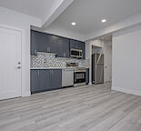 Modern 2 bedroom lower suite in Mahogany with lake access!