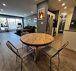 Luxury 1 bedroom + den/Storage smart-apartment