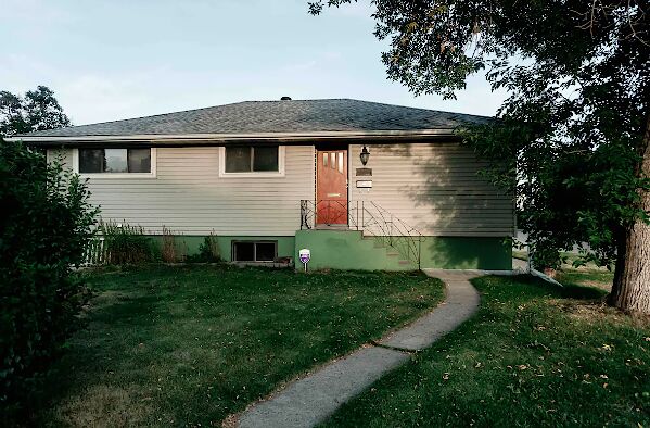 Calgary 6 bedrooms House for rent. Property photo: 533943-1